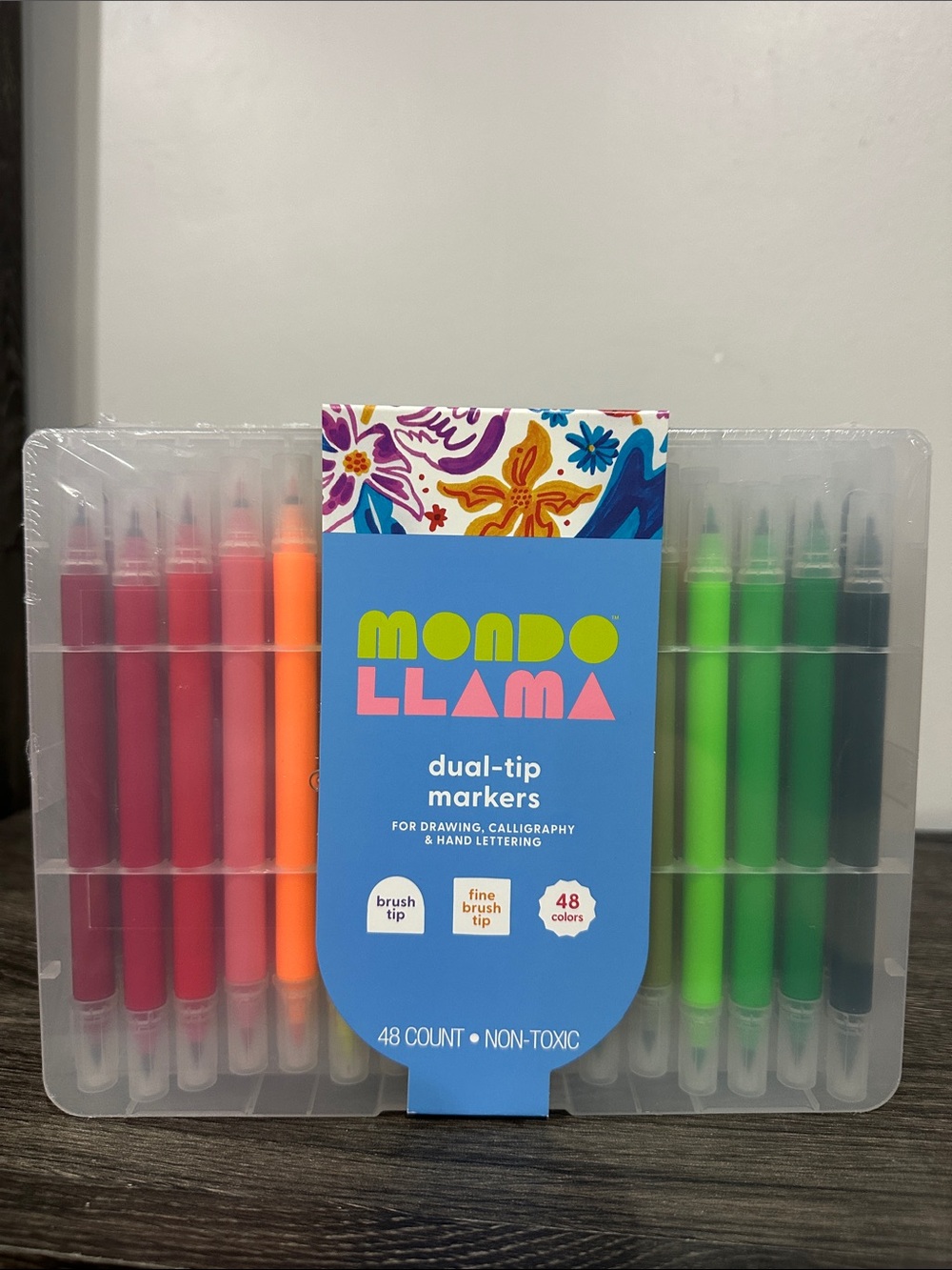 Mondo Llama Dual-Tip Markers — Red, Orange, Pink & Green Assortment